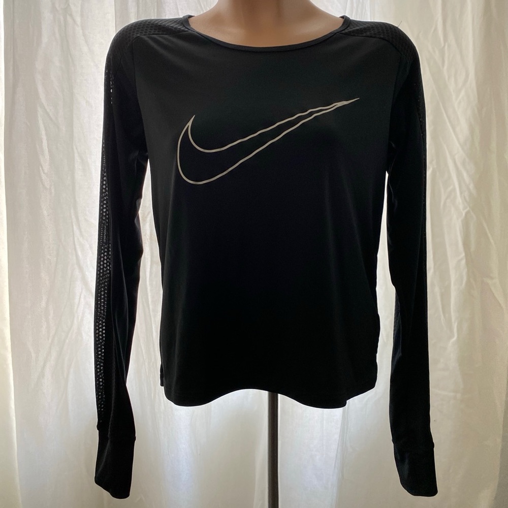 nike dri fit long sleeve black size medium